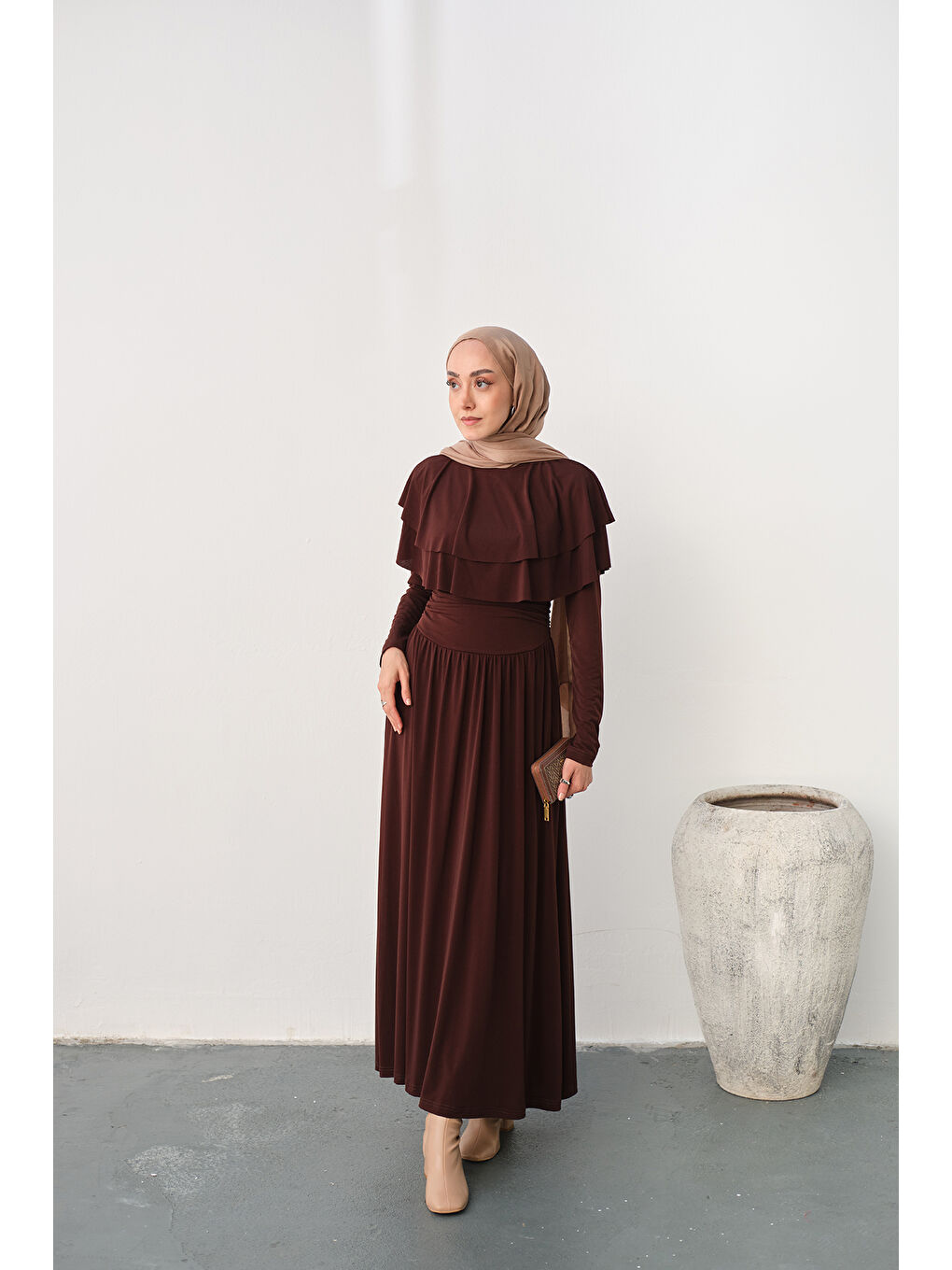 Kadın Omuz Fırfır Detay Elbise Kahverengi-2