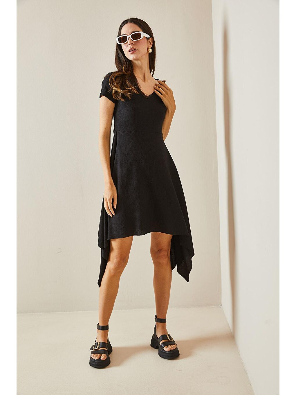 Siyah Asimetrik V Yaka Örme Midi Elbise 5YXK6-48529-02-1