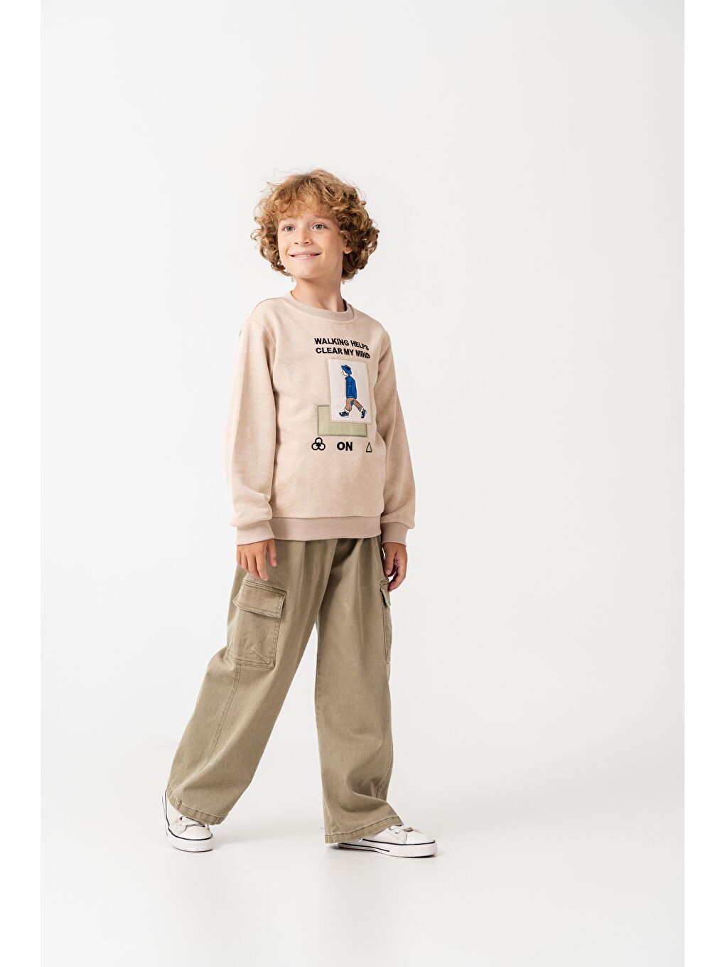 Karışık Erkek Çocuk Pamuklu Bej Baskılı Sweatshirt Ve Haki Kargo Pantolon Takım - Günlük Rahat Stil-4