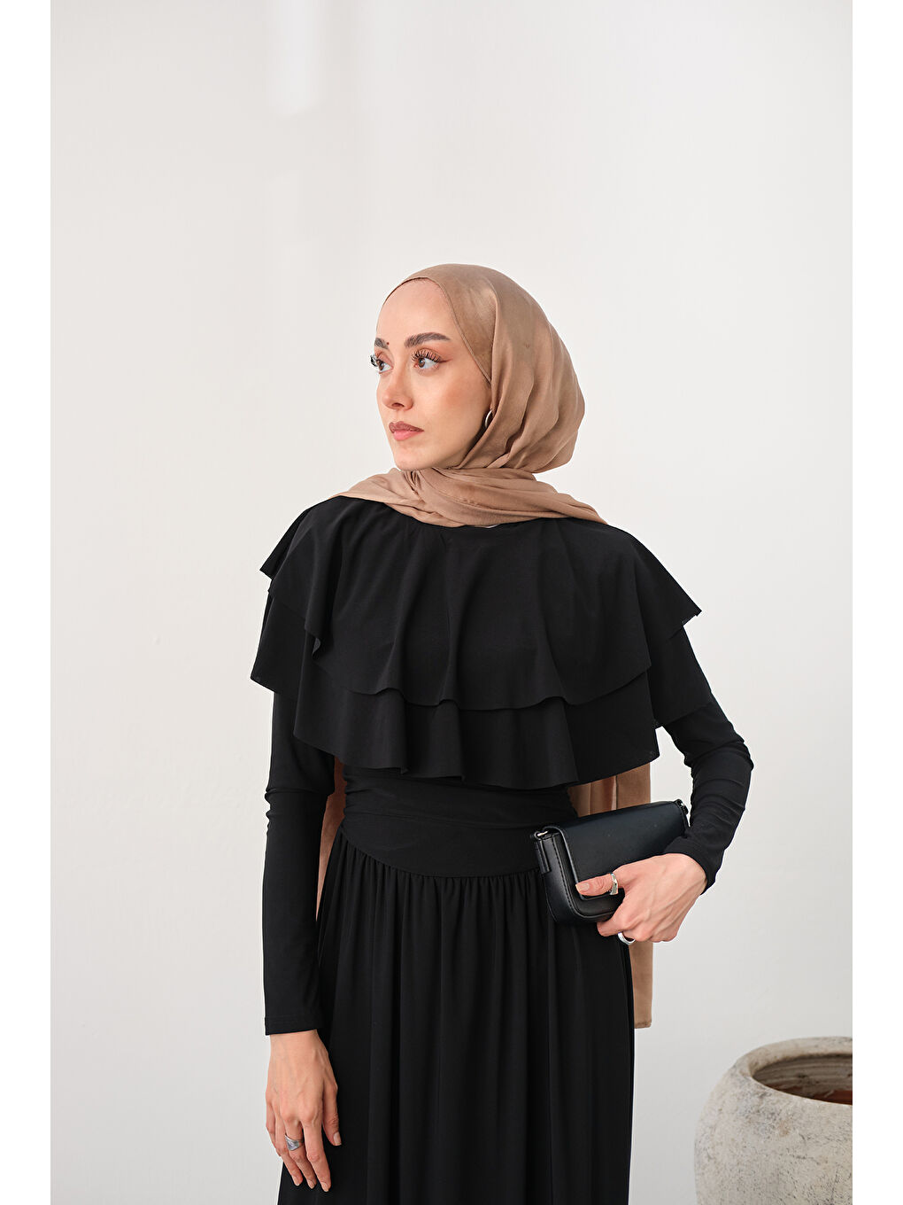 Kadın Omuz Fırfır Detay Elbise Siyah-1