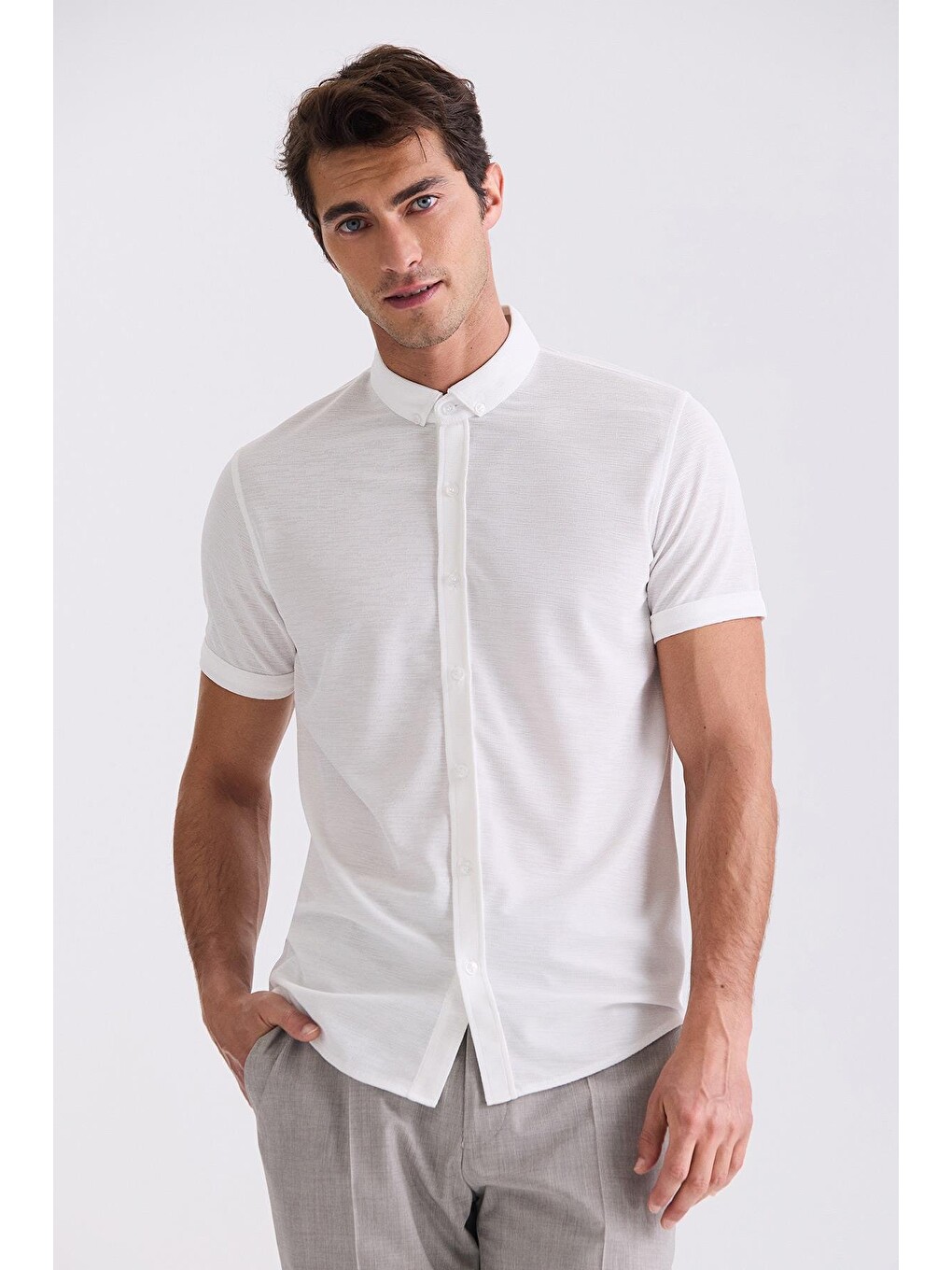 Beyaz Slim Fit Gömlek