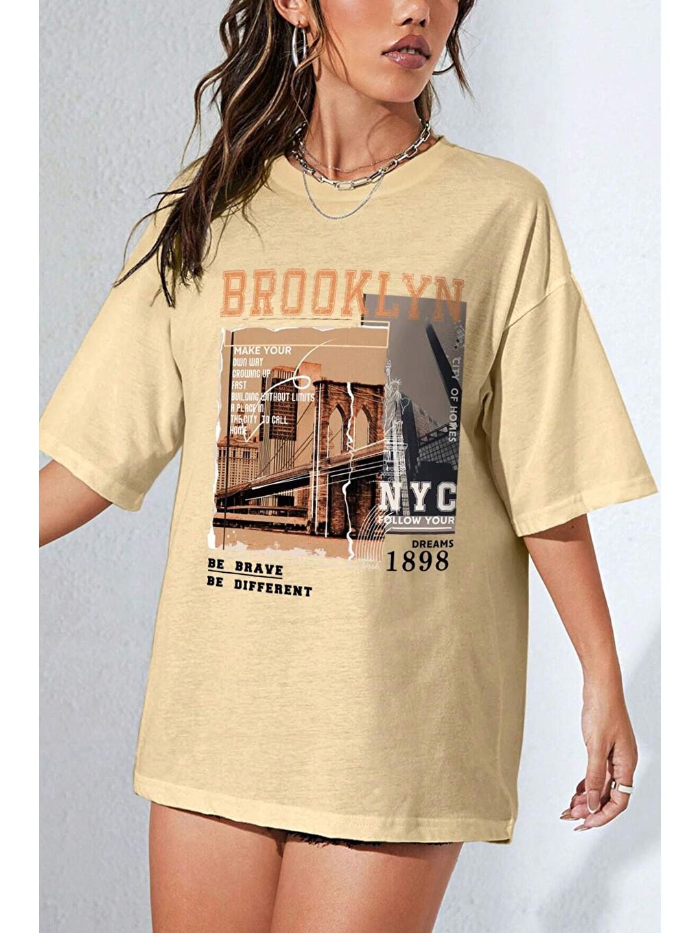 uyguntarz Bej Unisex Brooklyn Baskılı Tasarım Tshirt