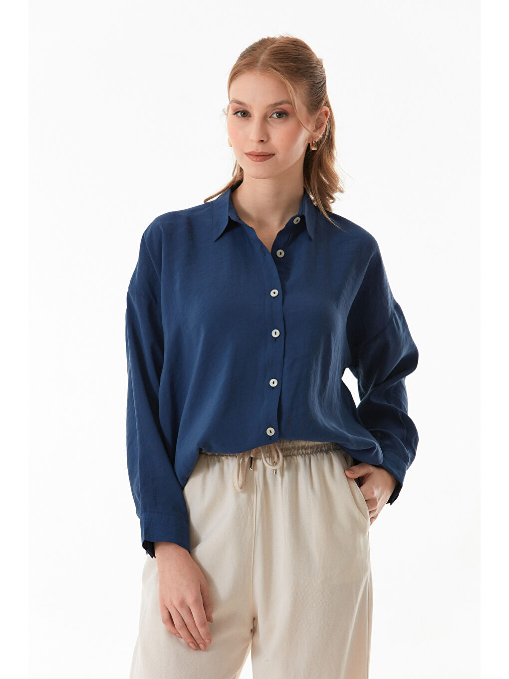 Lacivert Basic Oversize Arkası Uzun Düğmeli Gömlek