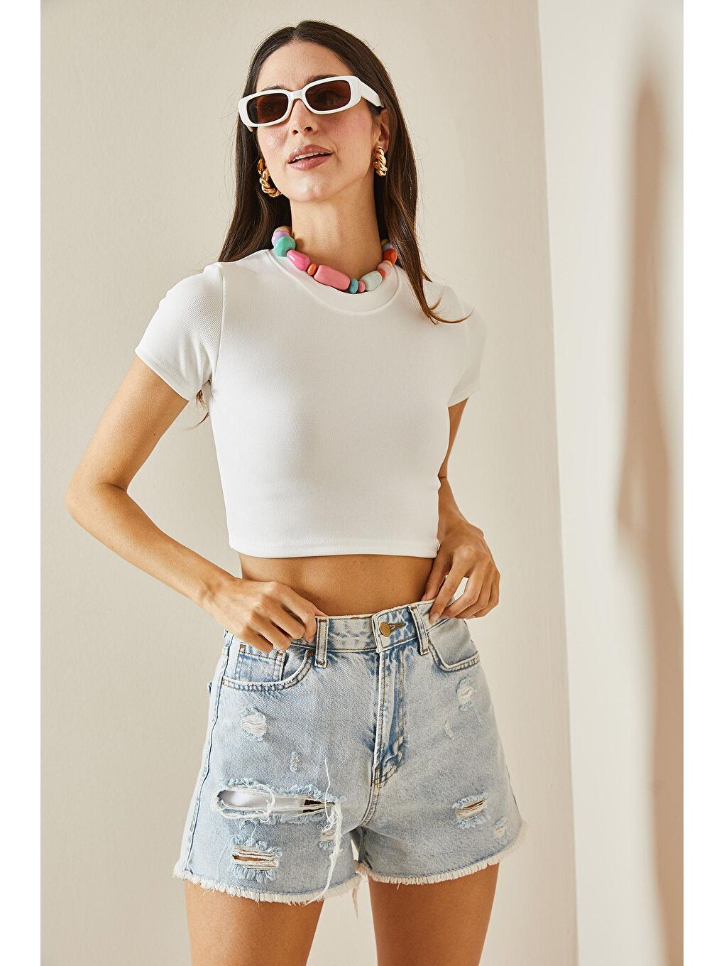 Beyaz Bisiklet Yaka Crop Bluz 5YXK2-48551-01-1