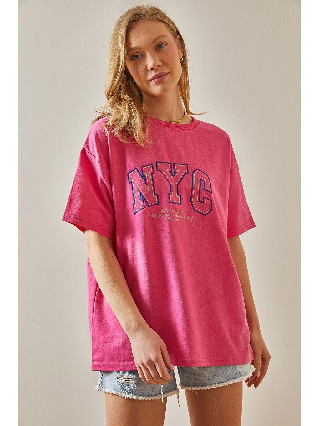 XHAN Pembe Yazılı Bisiklet Yaka Oversize T-Shirt 5YXK1-47969-20 - 2