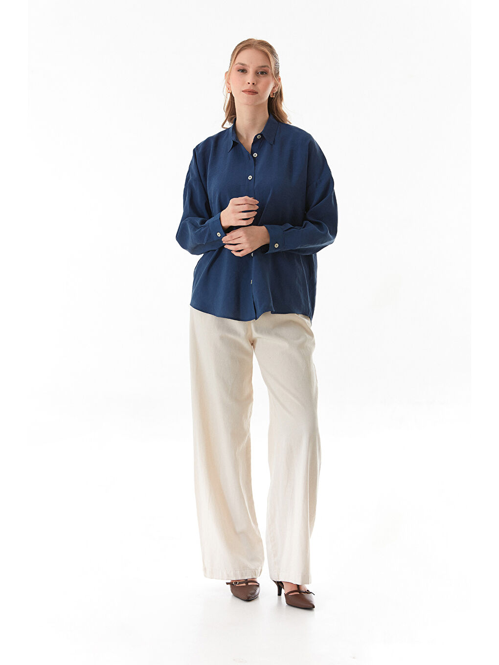 Lacivert Basic Oversize Arkası Uzun Düğmeli Gömlek-2