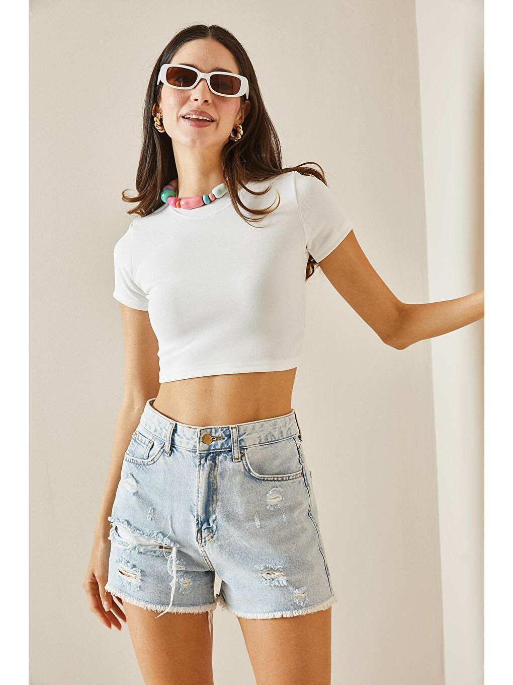 Beyaz Bisiklet Yaka Crop Bluz 5YXK2-48551-01-3