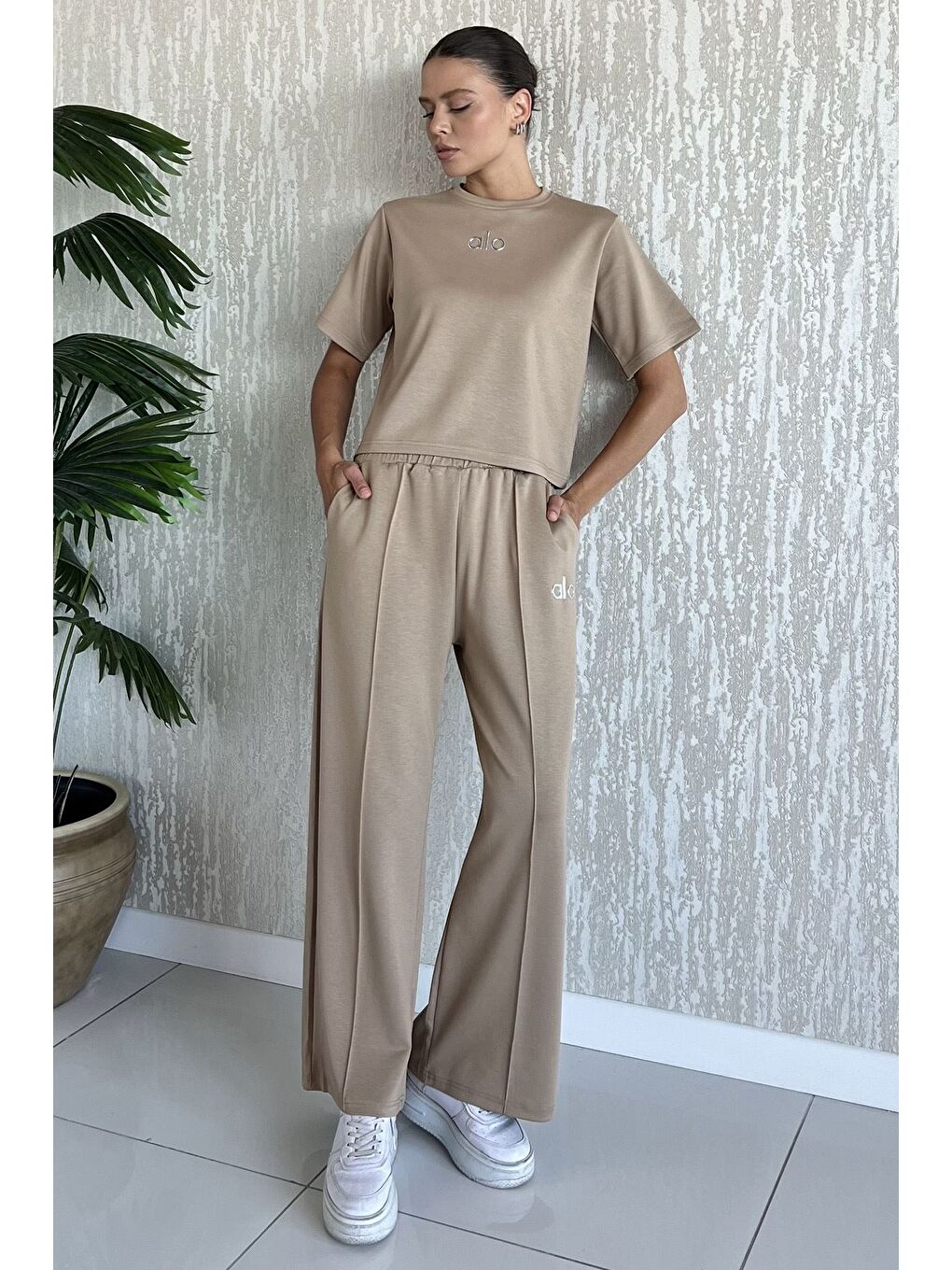 Bej Kadın Çimalı Palazzo Pantolon Tişört İkili Takım-1