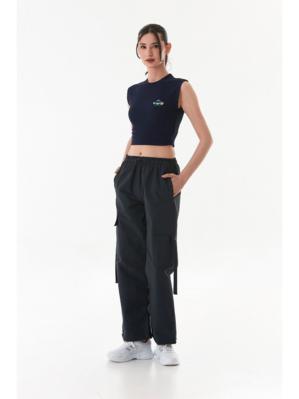 Gri Beli Lastikli Paraşüt Kumaş Stoperli Jogger Pantolon-2