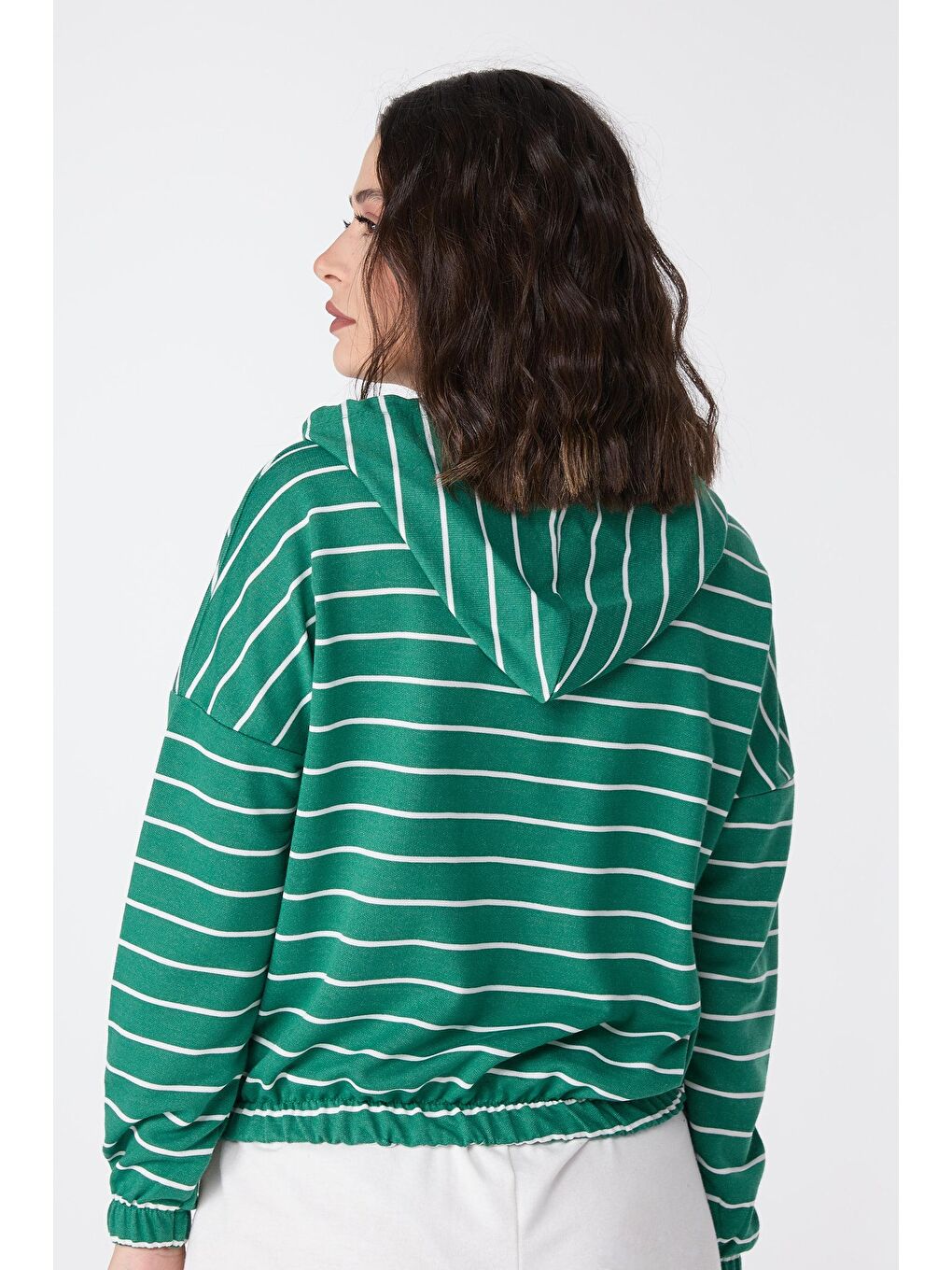 Kapüşonlu Yaka Kadın Yeşil Kapüşonlu Sweat - 23893-3