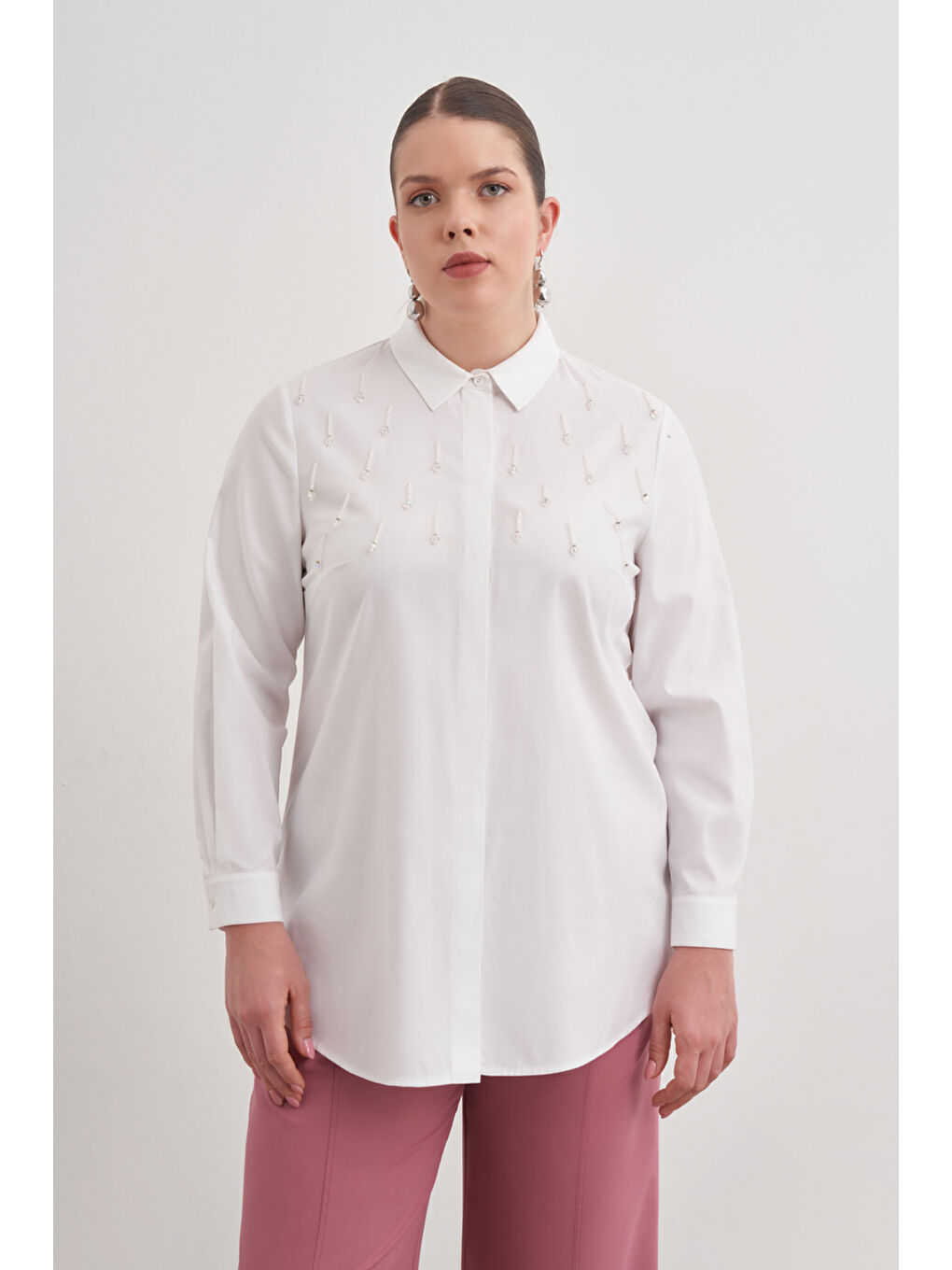 Beyaz İşlemeli Pamuk Gömlek-2