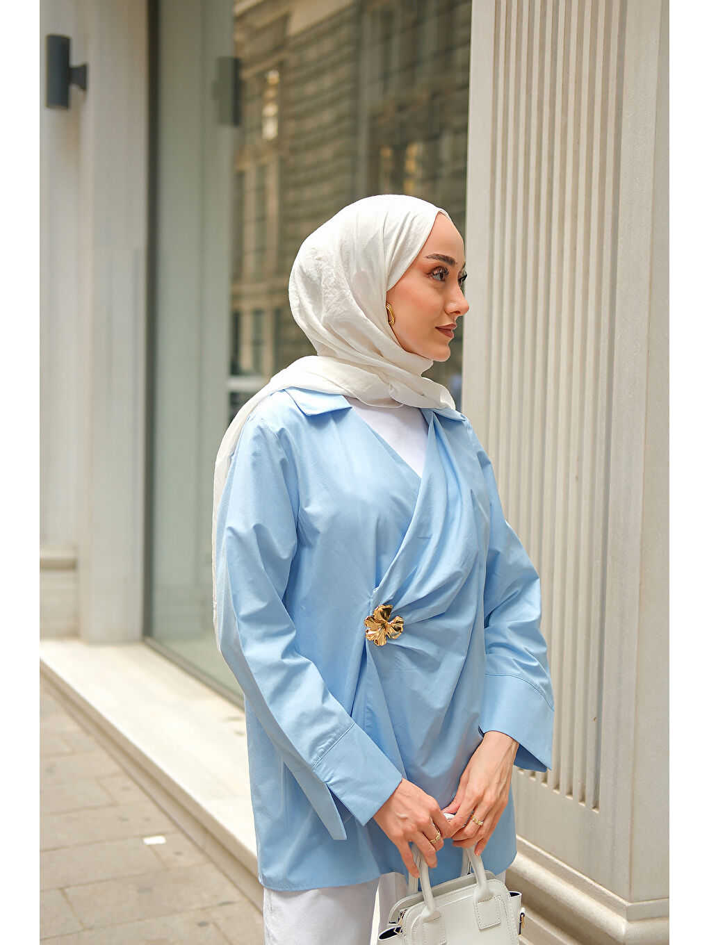 Kadın Broş Detay Poplin Gömlek Açık Mavi-3