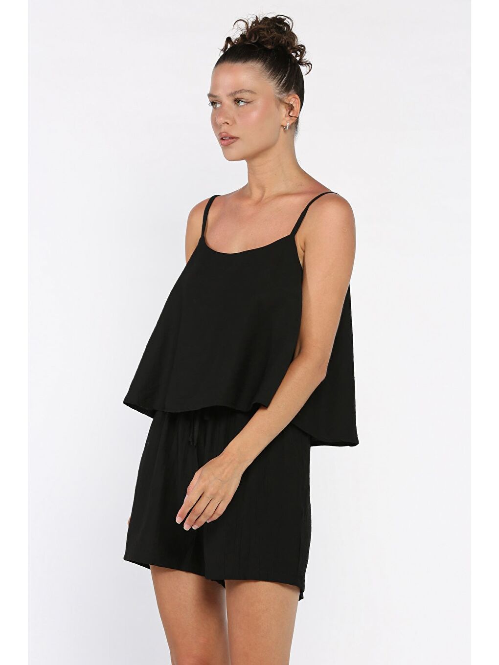 Siyah Kadın Ayarlanabilir Askılı Bluz Bel Lastikli Şort İkili Takım-1