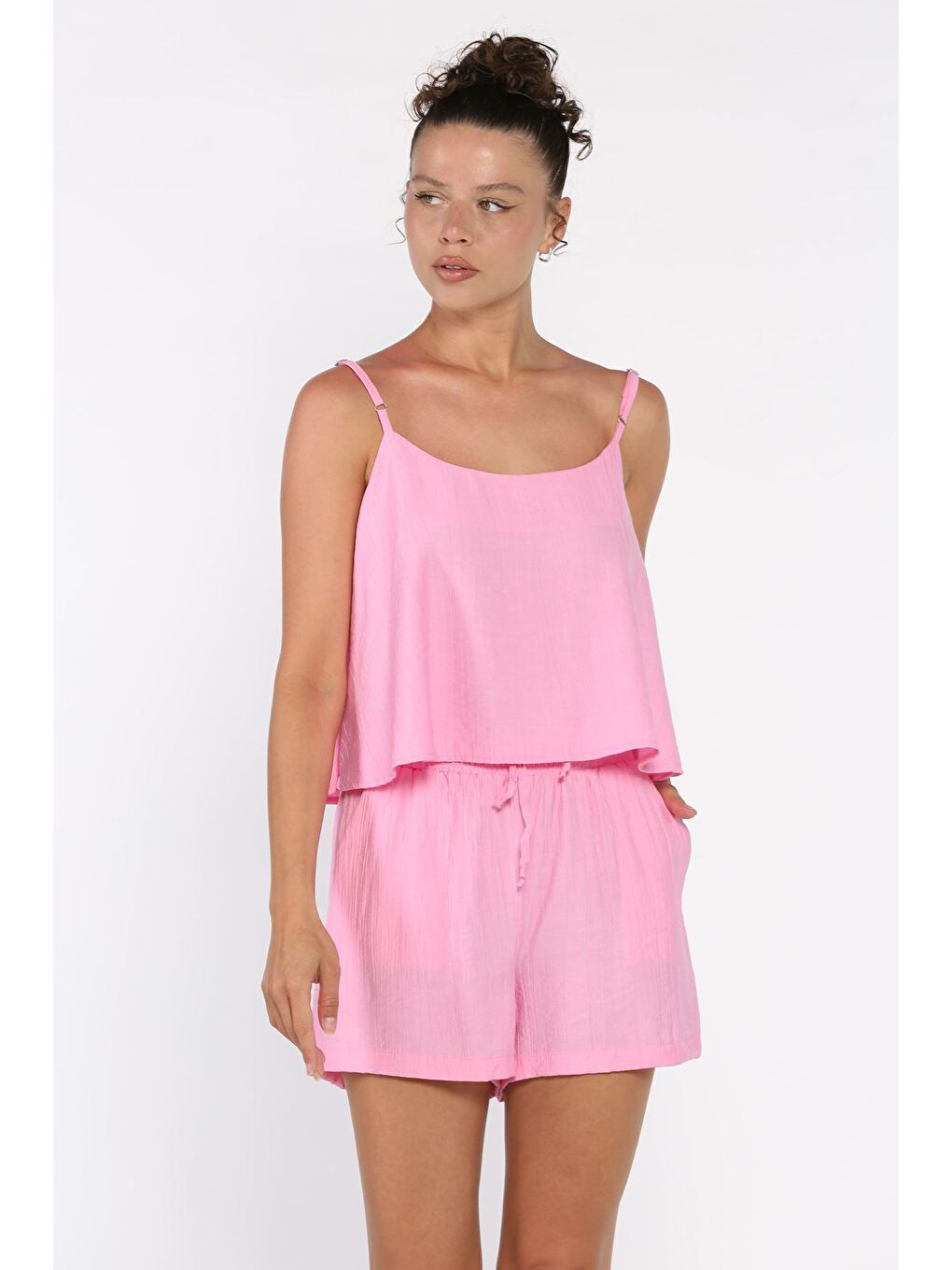 Pembe Kadın Ayarlanabilir Askılı Bluz Bel Lastikli Şort İkili Takım-1