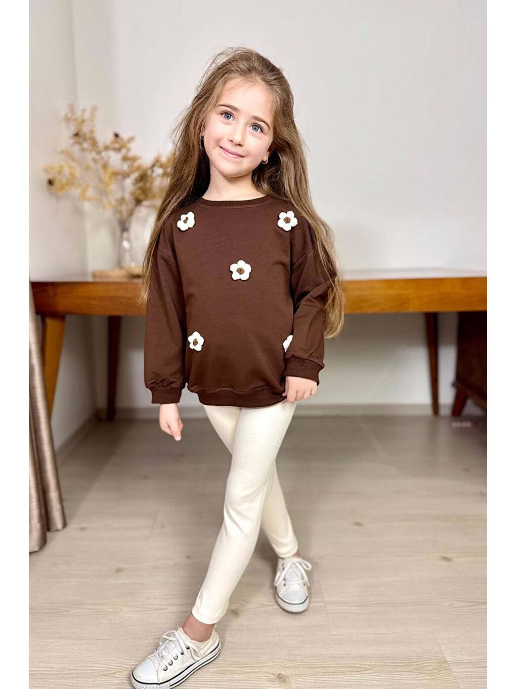 Ekru Kız Çocuk Üzeri Papatya Figürlü 3 İplik Kazak Bol Kesim Skuba Kumaş Fitilli Krem Taytlı Takım