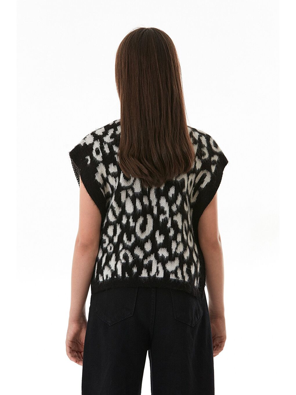 Siyah Leopar Desenli Fiyonklu Kız Çocuk Triko Süveter-4