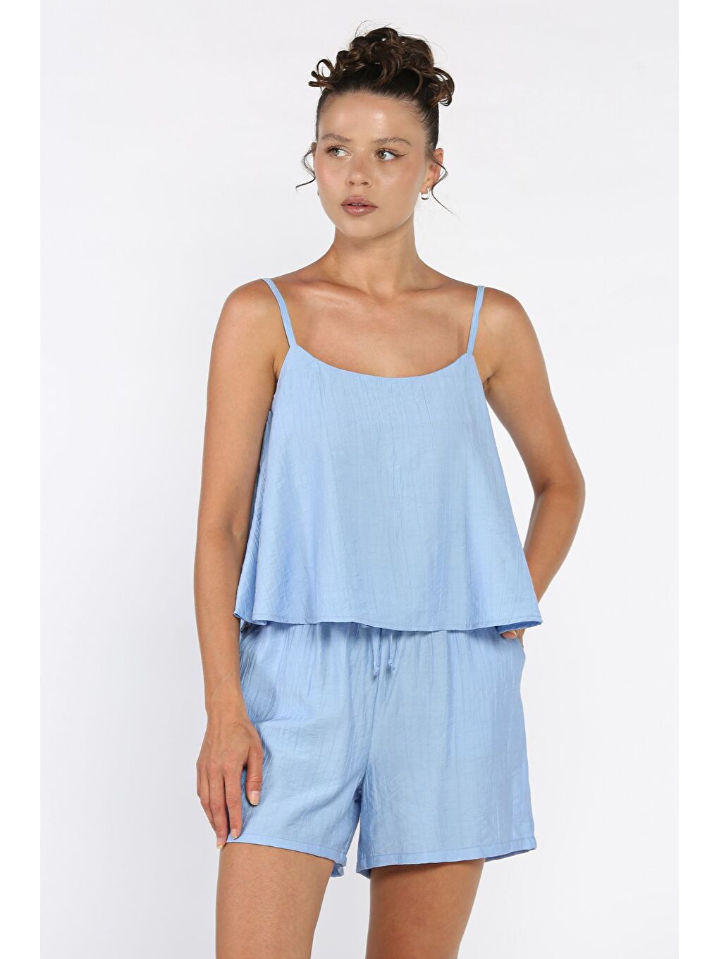 Mavi Kadın Ayarlanabilir Askılı Bluz Bel Lastikli Şort İkili Takım-1