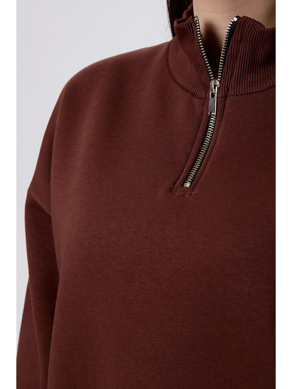 Yarım Balıkçı Yaka Kadın Kahverengi Sweat - 24109-4