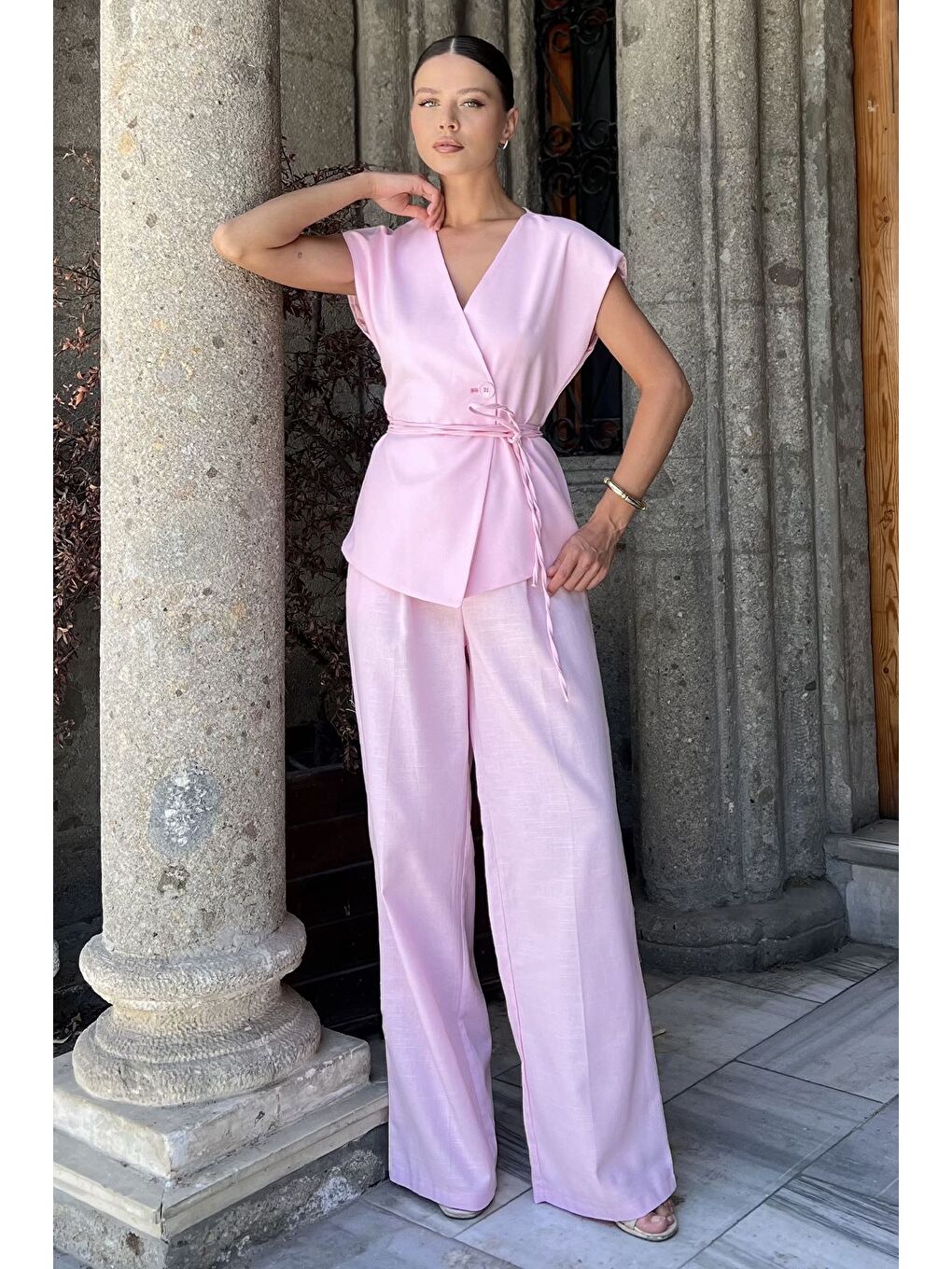Pembe Bel Bağlamalı Astarlı Kadın Yelek Pantolon Keten İkili Takım