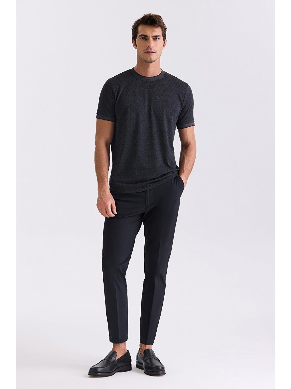 Siyah Slim Fit Bisiklet Yaka T-Shirt-1