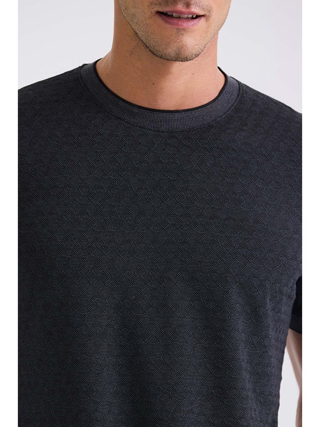 Siyah Slim Fit Bisiklet Yaka T-Shirt-2