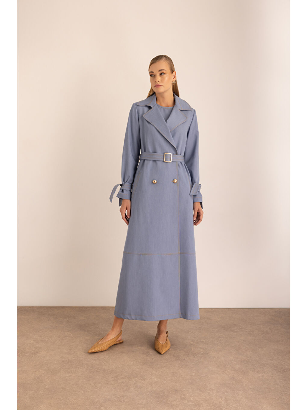 Mavi Kemerli Kruvaze Kapamalı Trençkot-3