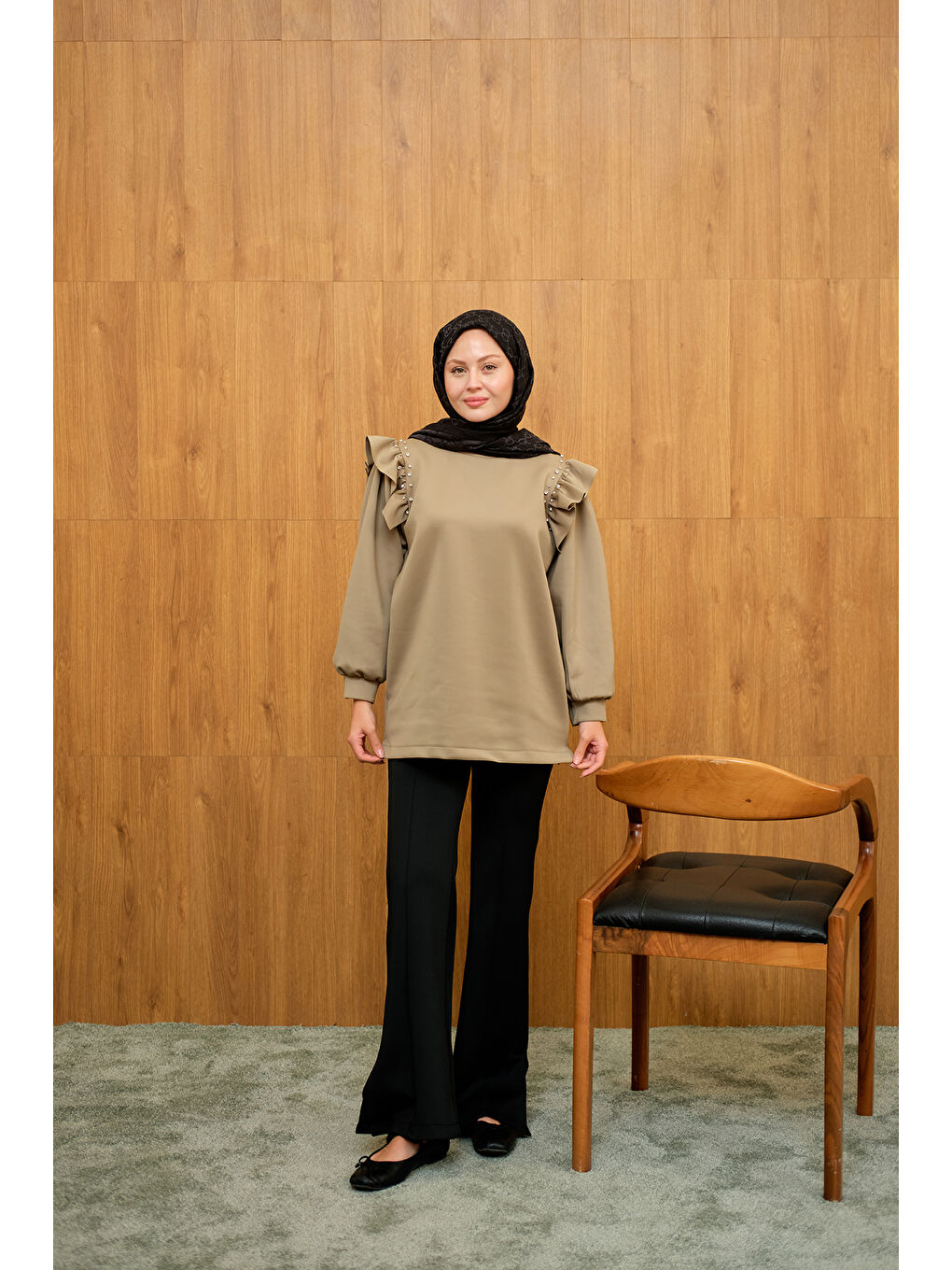 Kadın Fırfır Detay Taşlı Tunik Fıstık Yeşil-4