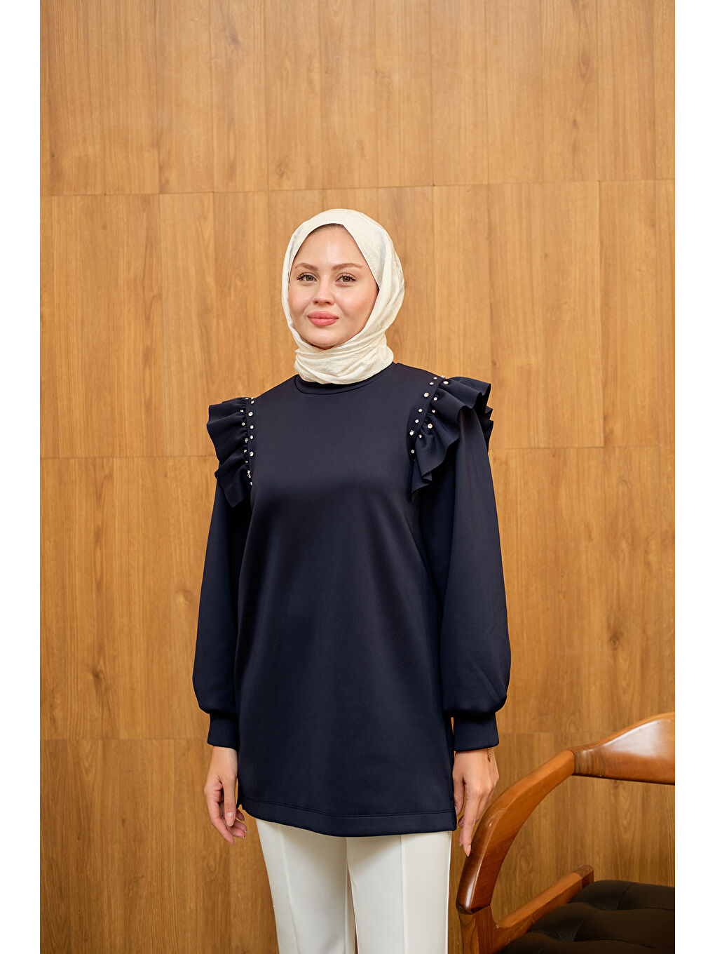 Kadın Fırfır Detay Taşlı Tunik Lacivert-1