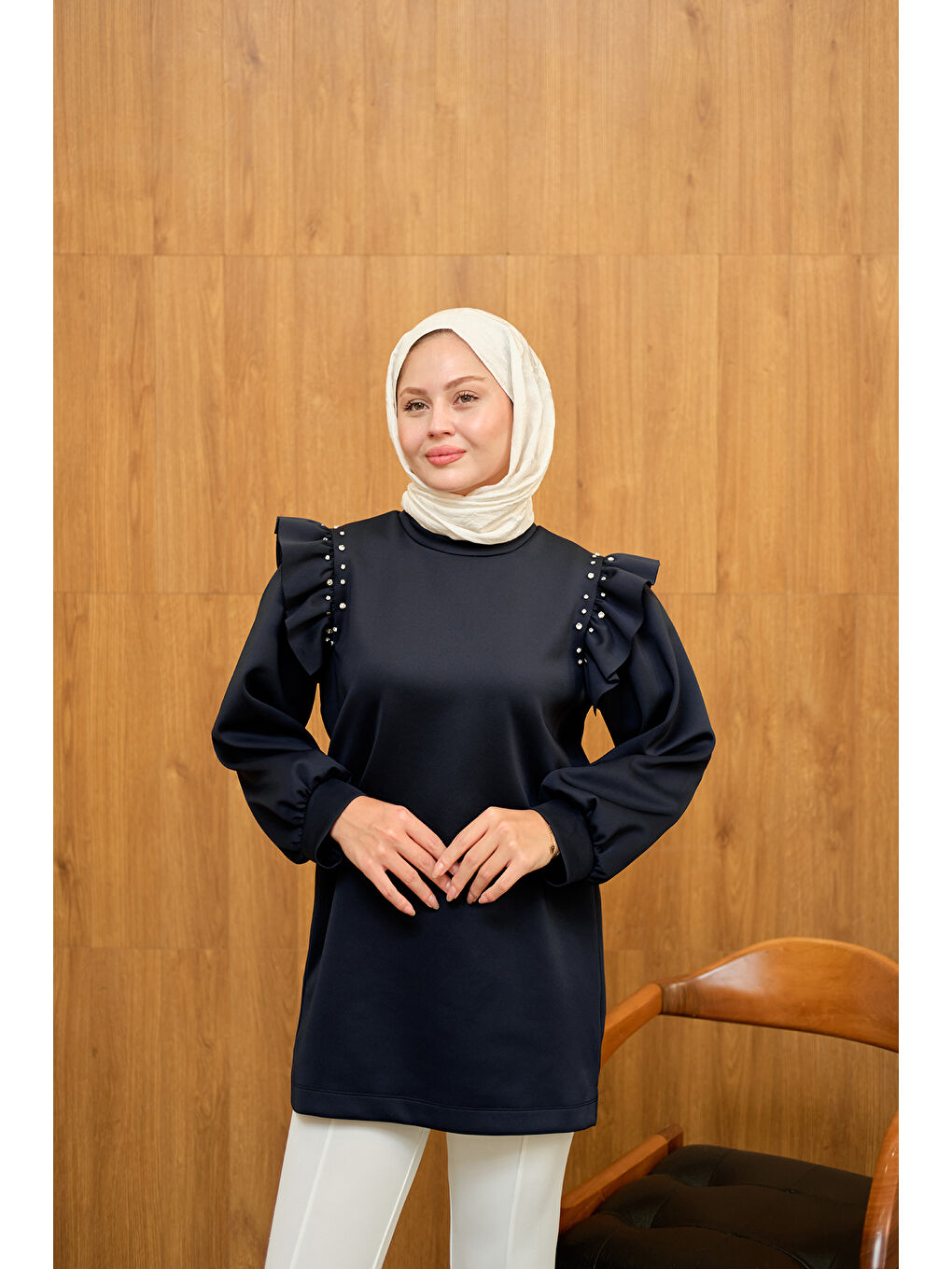 Kadın Fırfır Detay Taşlı Tunik Lacivert-4