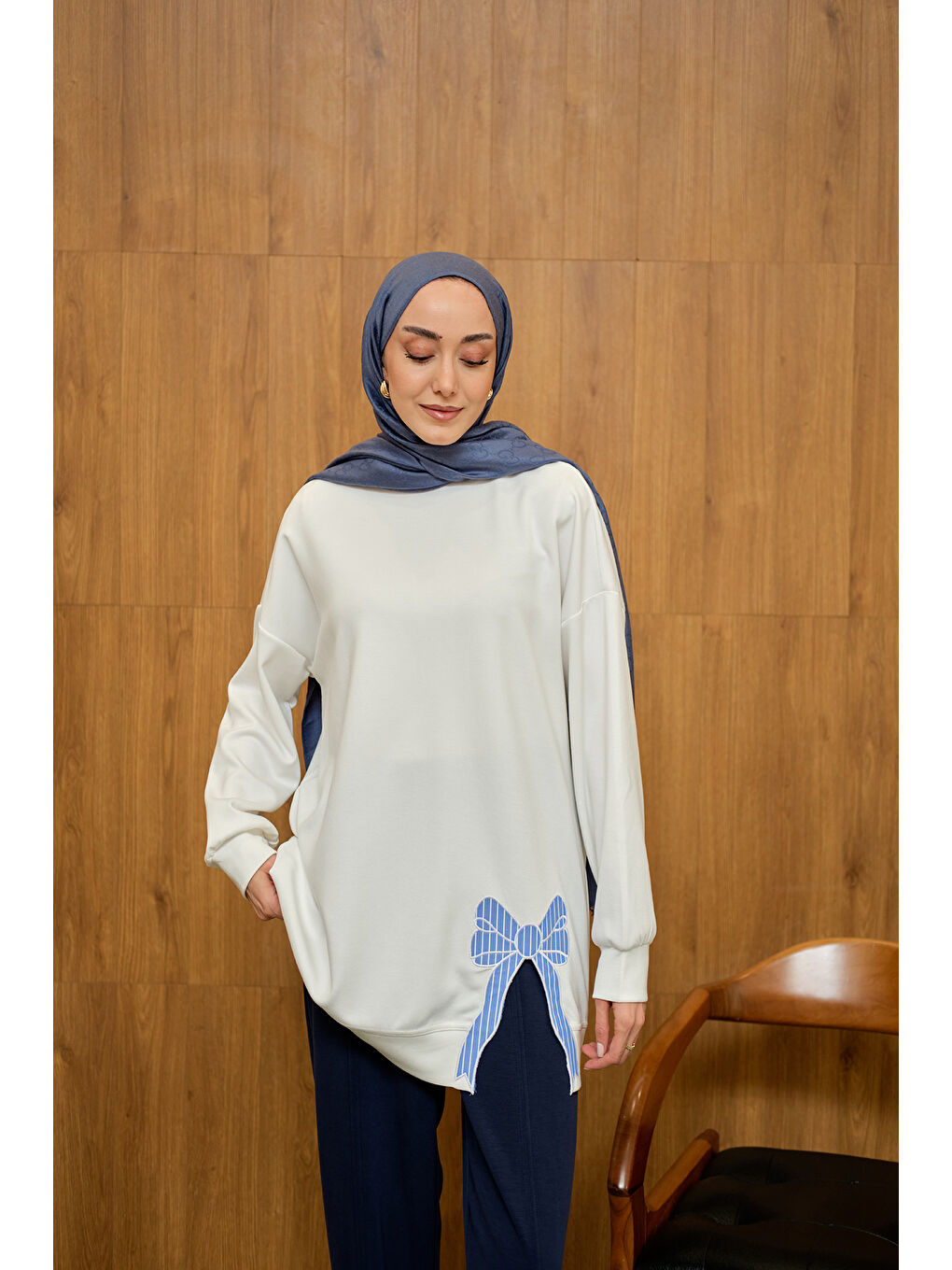 Kadın Fiyonk Nakışlı Tunik Ekru-1