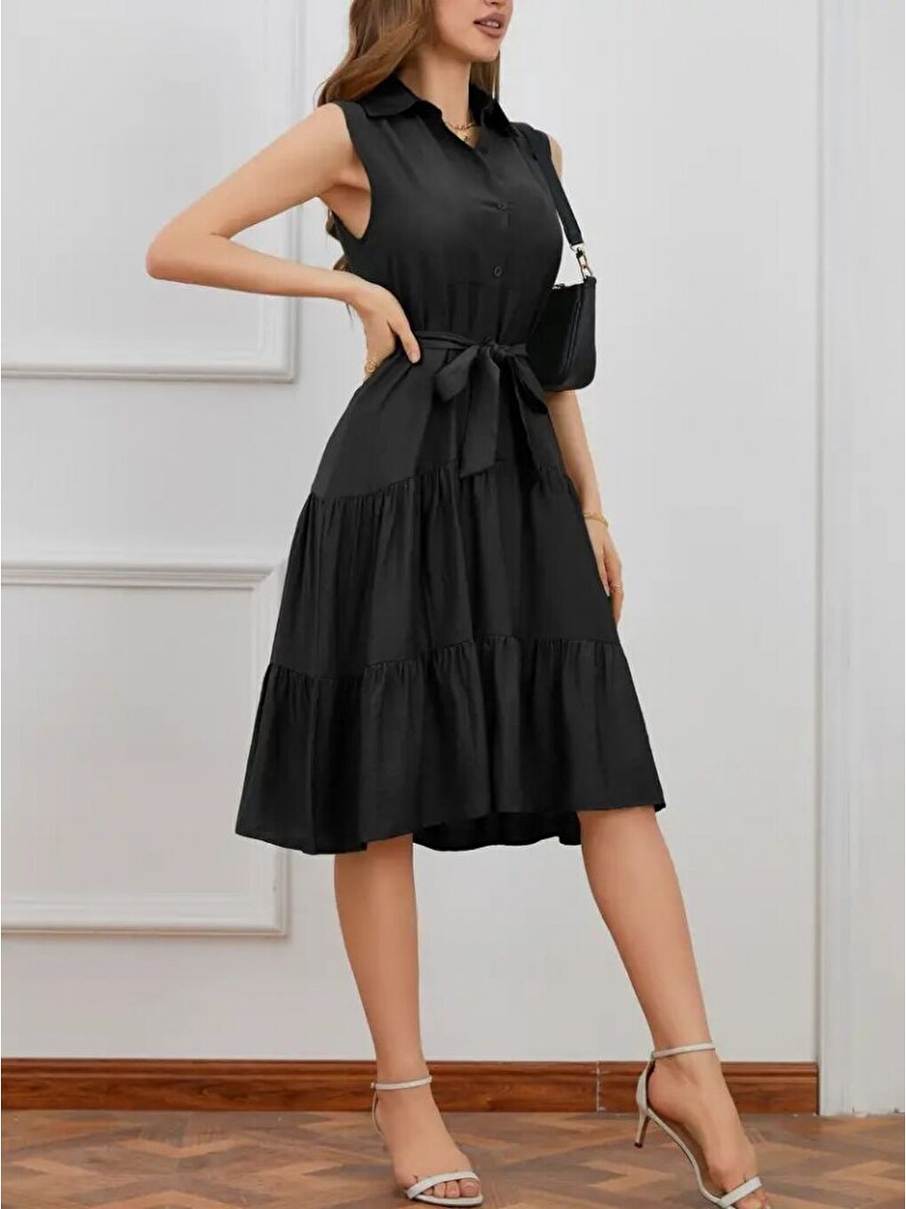 Siyah Kadın Kısa Kollu Gömlek Yaka Düğmeli Beli Kuşaklı Katlı Dokuma Midi Elbise-3