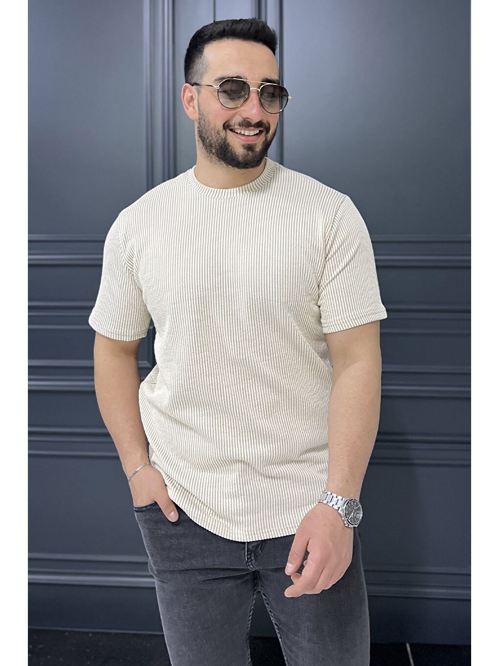 Bej Bisiklet Yaka Çizgili Erkek Tişört-1