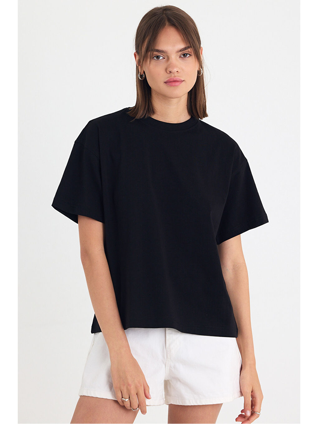 Kadın Timeless Oversize Siyah T-Shirt-3