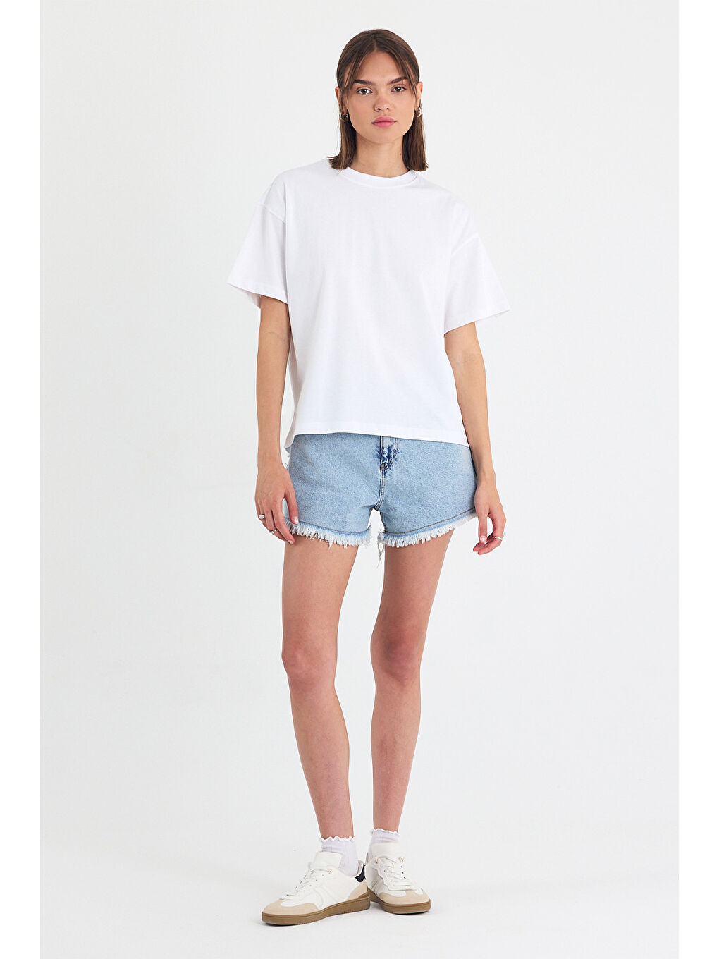 Kadın Timeless Oversize Beyaz T-Shirt-2