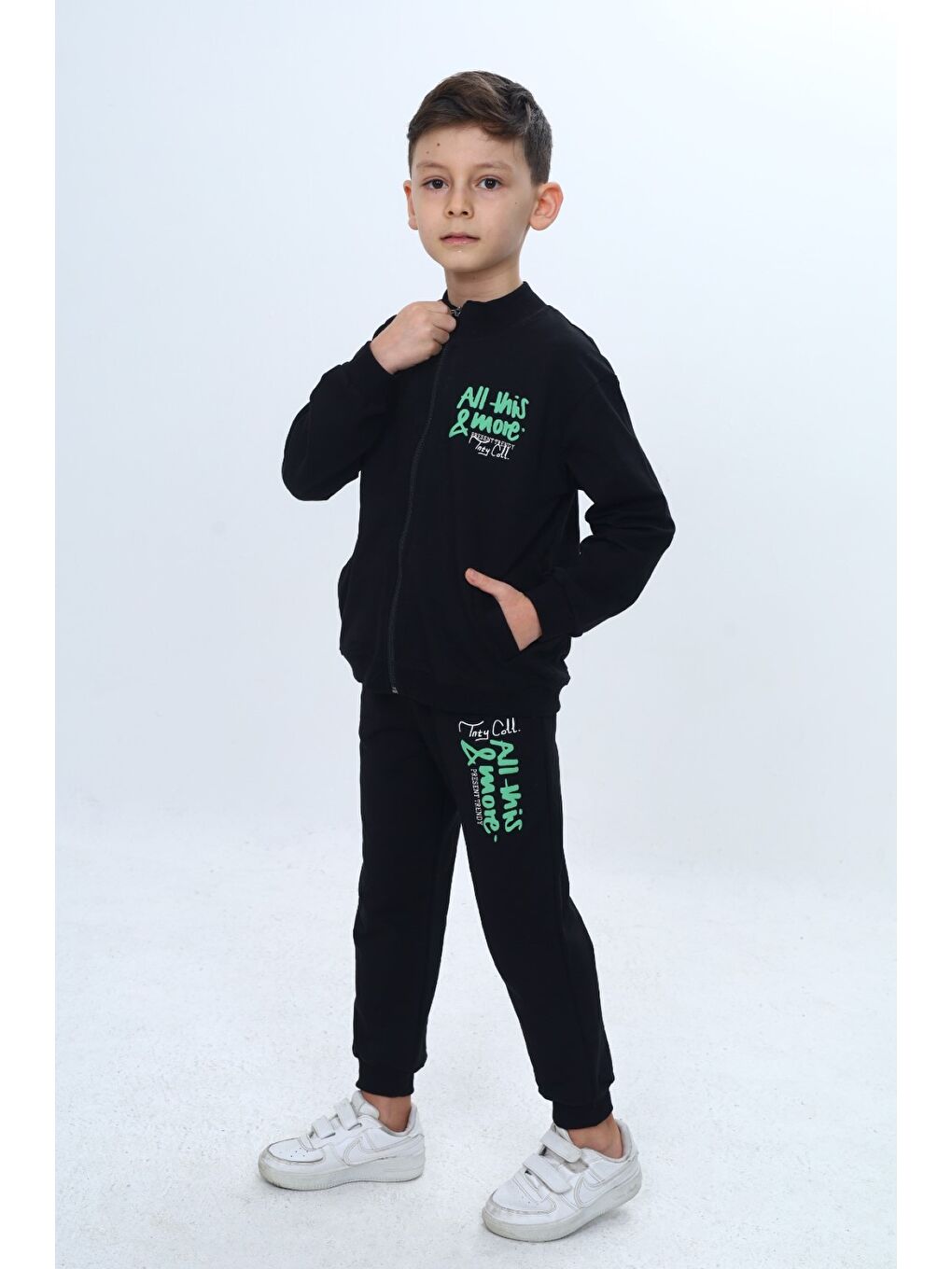 Siyah Çocuk 2'li Takım Baskılı Fermuarlı Cepli Sweatshirt & Beli Paçası Lastikli Cepli Jogger Eşofman Altı-2