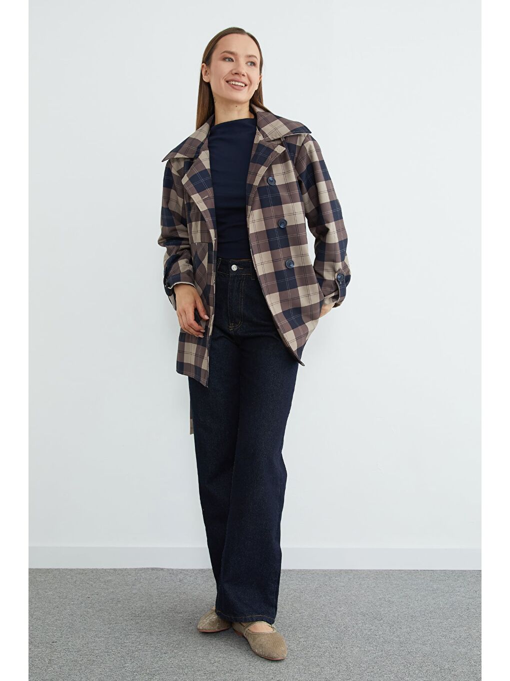 Lacivert Ekose Desenli Kuşaklı Trençkot-3