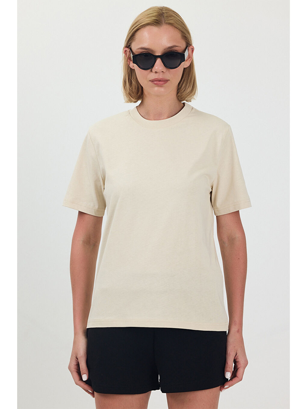 Ekru Kadın Basic Krem T-Shirt-1