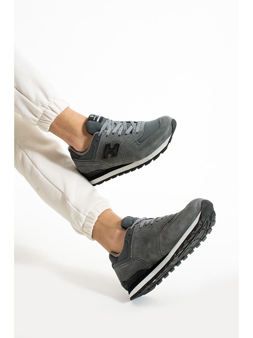 Chile Hakiki Deri Gri-Siyah Erkek Spor Ayakkabı