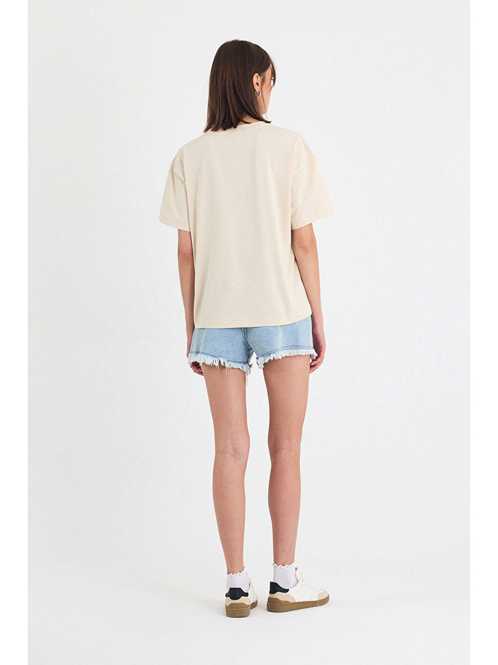 Ekru Kadın Timeless Oversize Krem T-Shirt-4