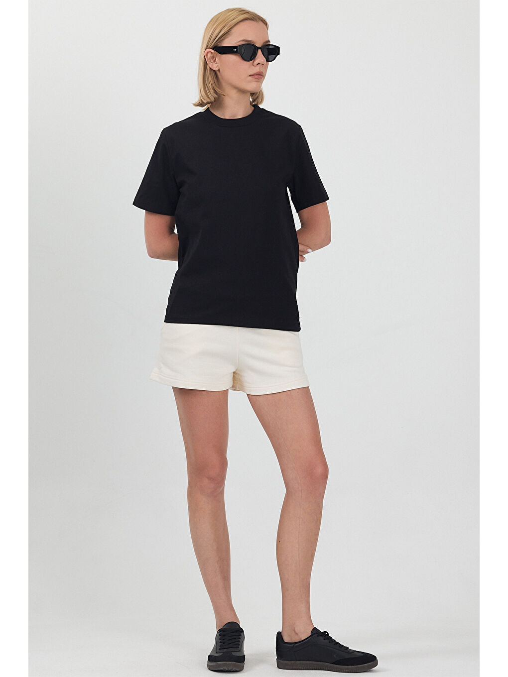 Kadın Basic Siyah T-Shirt-3