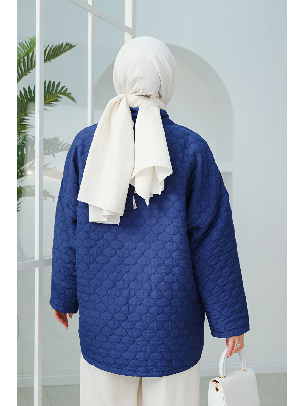 Kendinden Desenli Ön Bağlamalı Kimono Lacivert-3