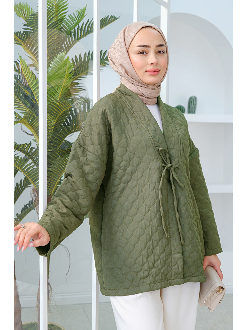 Kendinden Desenli Ön Bağlamalı Kimono Haki Yeşil-2