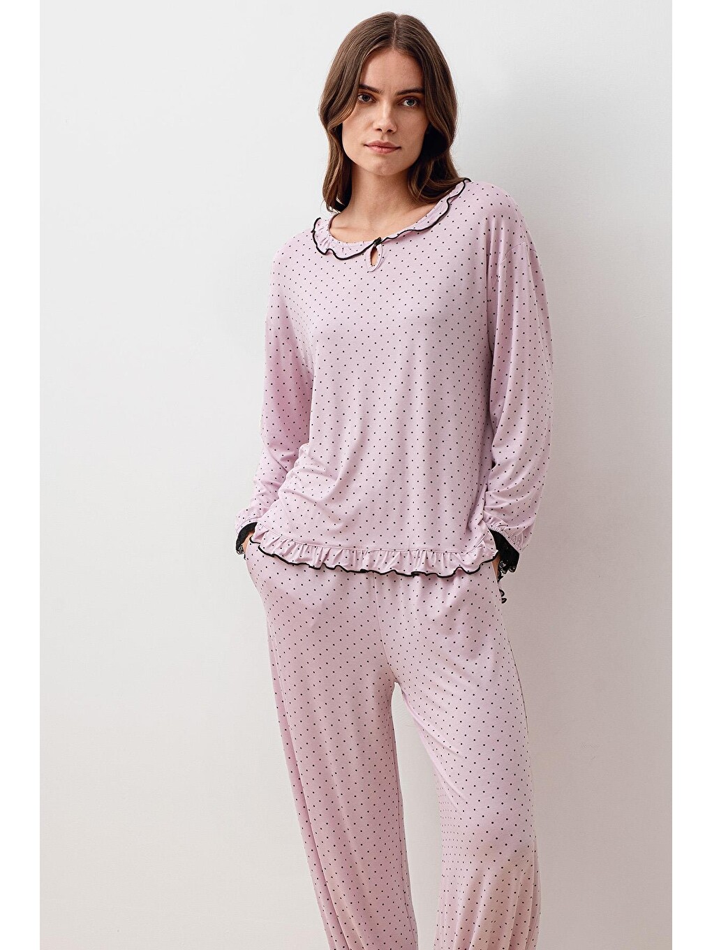 Pembe Uzun Kollu Puantiyeli Dantelli Paçası Lastikli Elastanlı Viskoz Pijama Takım 20208-3