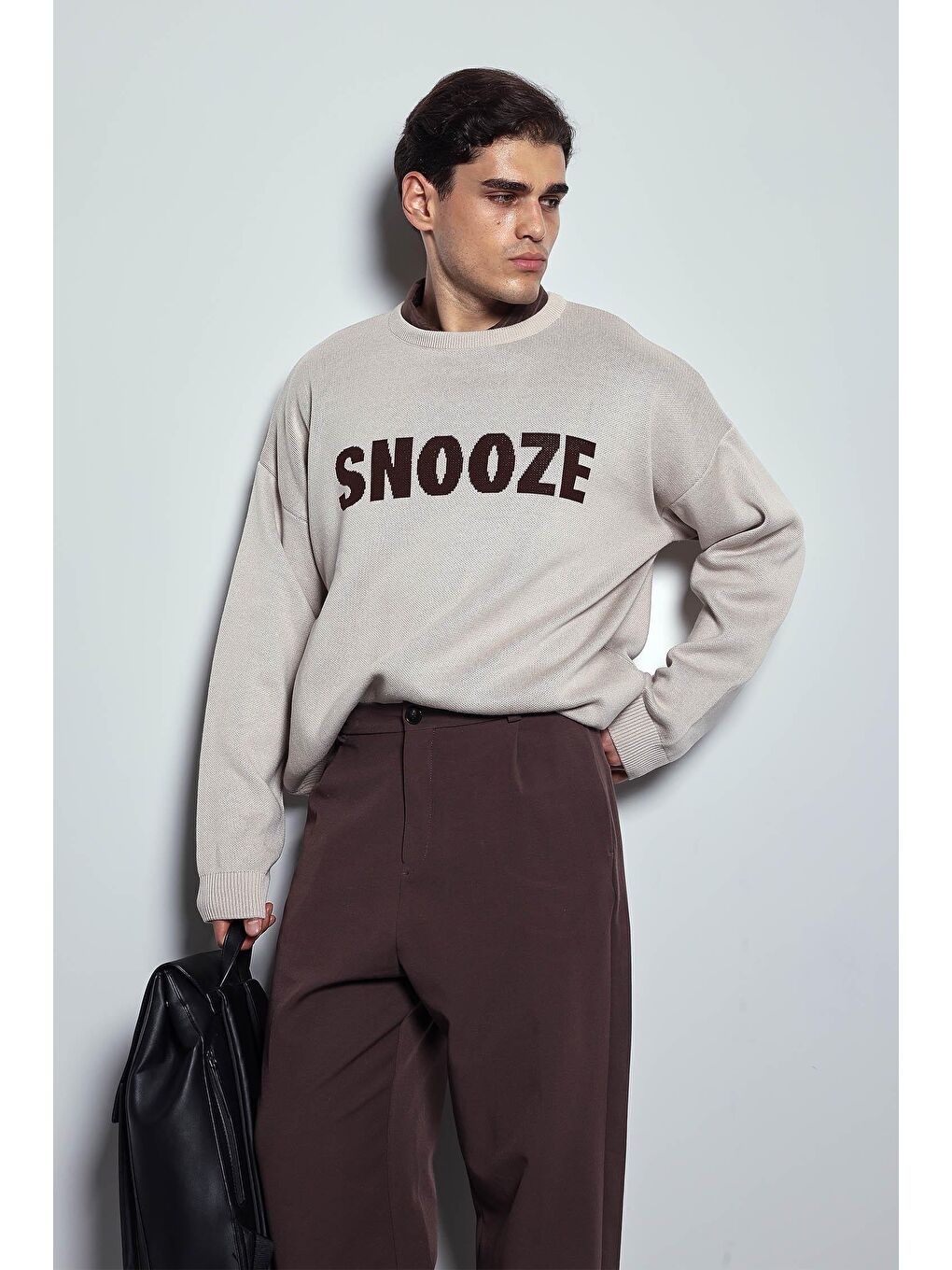 Erkek Oversize Yazı Baskılı Kazak Bej-2