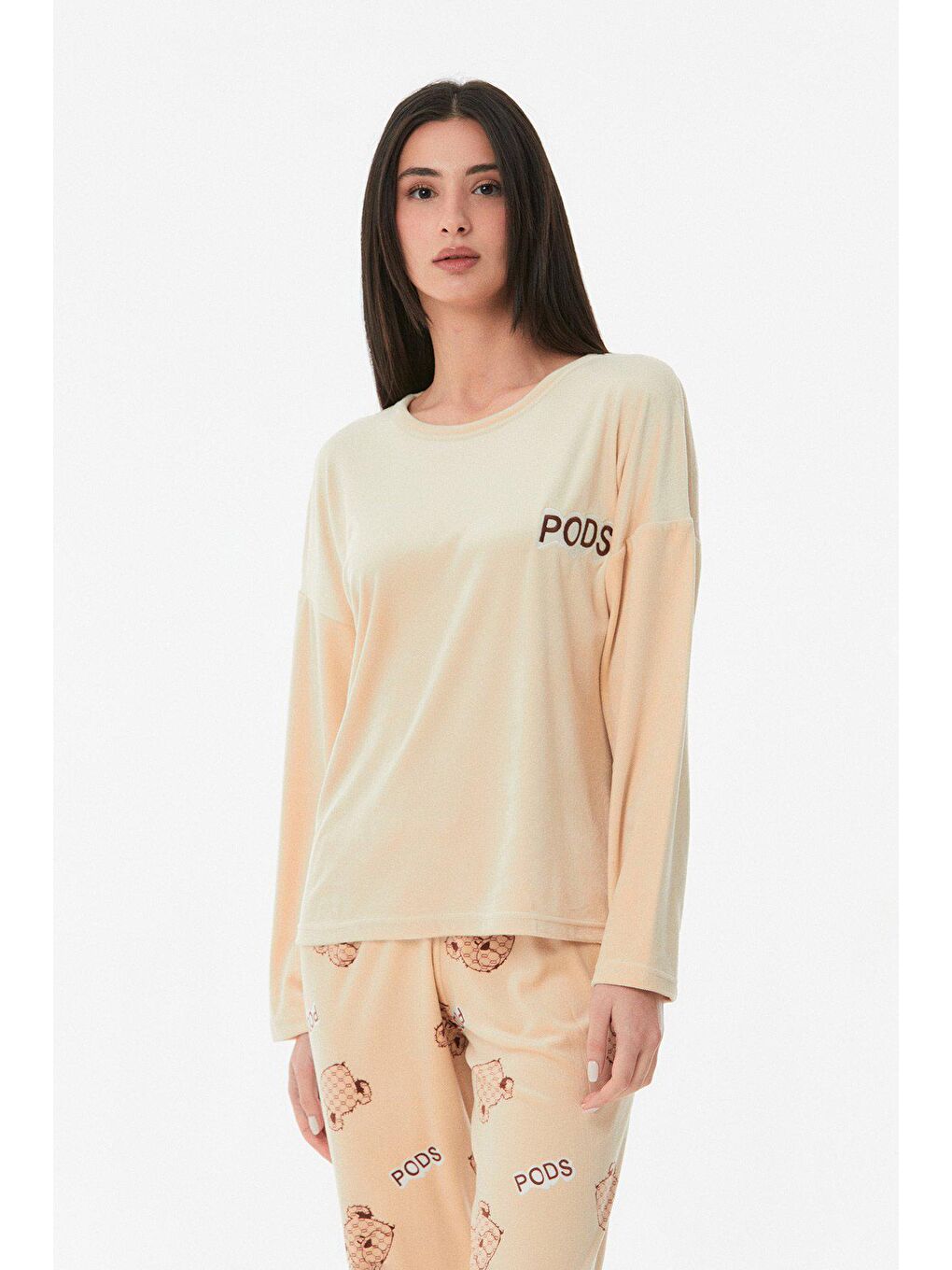 Bej Baskılı Kadife Pijama Takımı