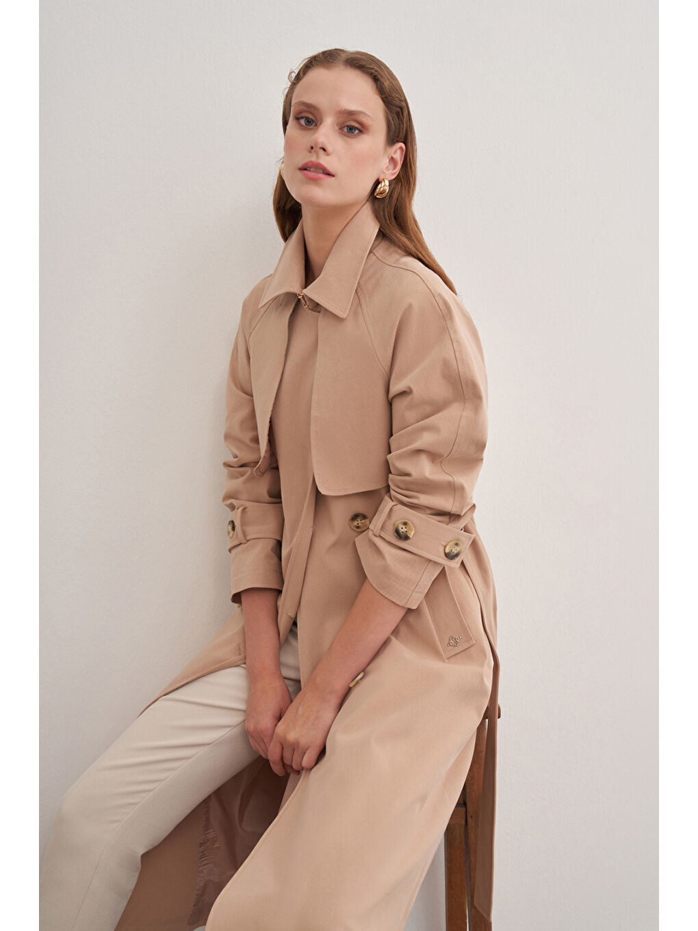 Bej Çift Rüzgarlıklı Kruvaze Trençkot-3