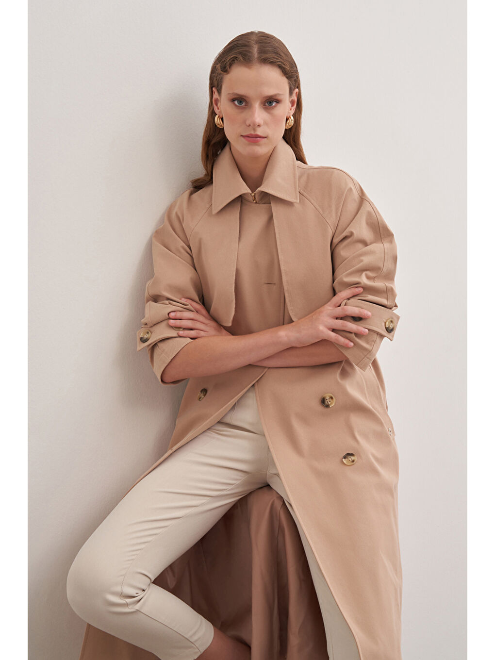 Bej Çift Rüzgarlıklı Kruvaze Trençkot-4