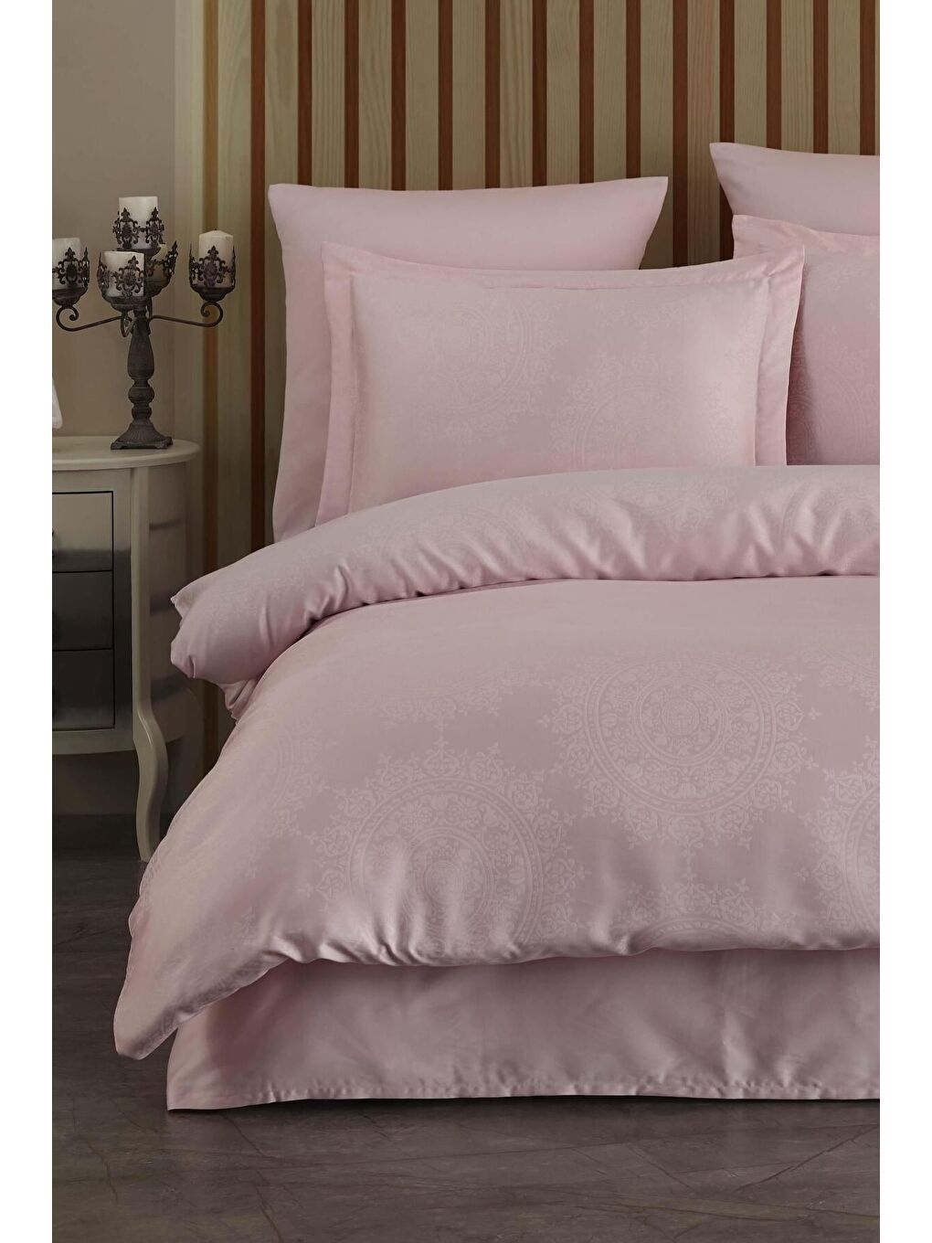 Pembe Lyocell Jakar Nevresim Takımı Çift Kişilik Nothingham Pudra