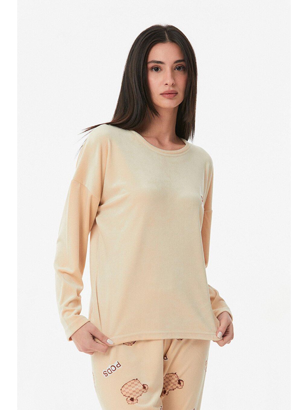 Bej Baskılı Kadife Pijama Takımı-2
