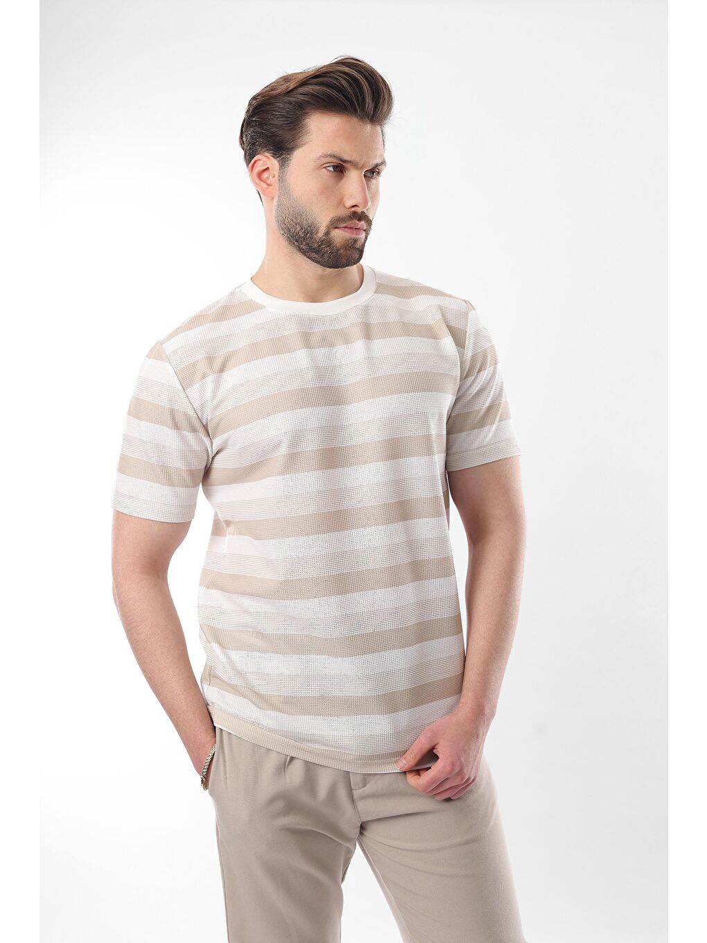 Bej Bisiklet Yaka Çizgili Erkek T-Shirt E7118-1